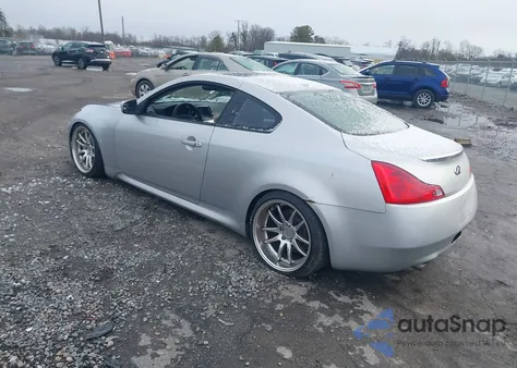2008 Infiniti G37 Journey z USA, uszkodzony, nr VIN JNKCV64E18M117953
